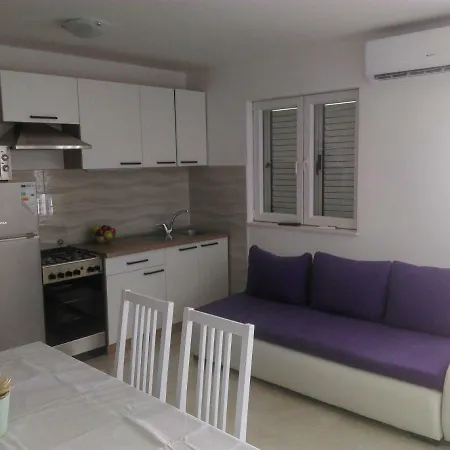 Garija Rogoznica (Sibenik-Knin)